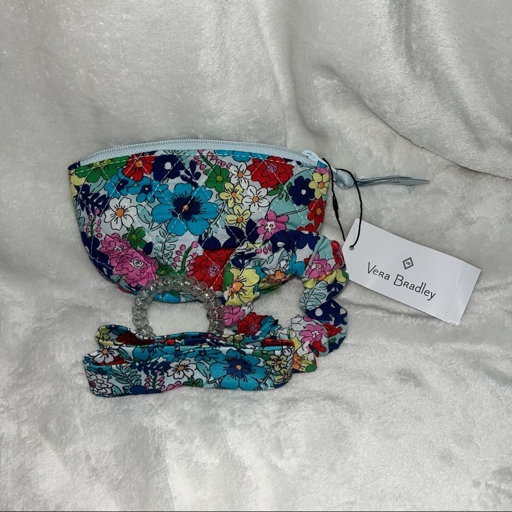 NWT Hair Accessories Kit- Far Out Floral​​